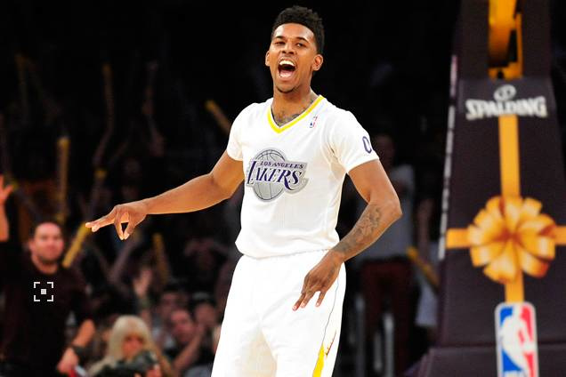 前埃及国脚怒斥卡拉格：难怪C罗懒得理你，难怪穆帅说你一般（前埃及国脚怒怼卡拉格：难怪C罗无视你，穆帅也称你平庸）