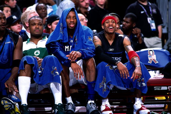 佛罗伦萨连续8场不胜，赛后哲科拿着扩音器与球迷沟通（佛罗伦萨陷入八场不胜，哲科赛后用扩音器与球迷对话）