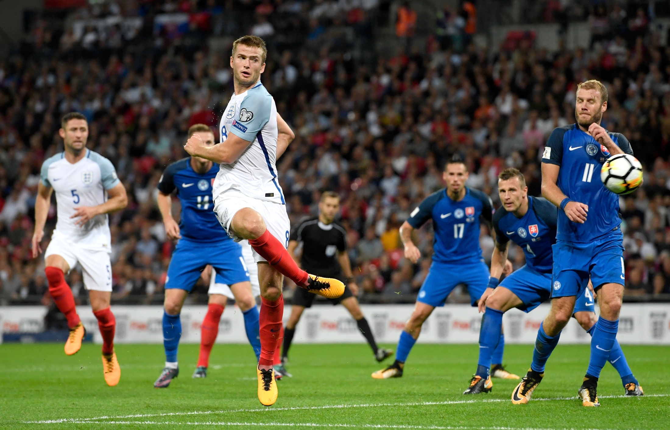 劳塔罗：我每天都为这件球衣付出很多，我为自己感到自豪