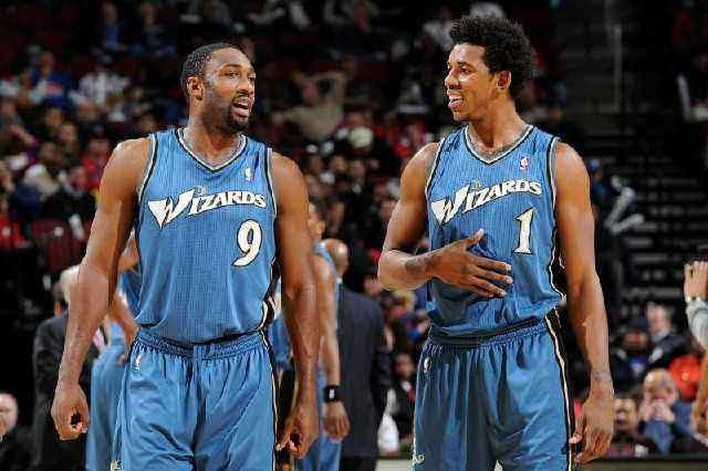 狼队主帅：枪手各方面都是最佳；我们已有很多成果只是没赢球（狼队主帅：阿森纳综合实力最强；我们收获不少却无缘胜利）