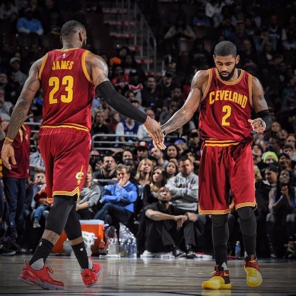 萨尼亚选择内马尔为自己最难对付的对手，廷贝尔选择梅西（萨尼亚称内马尔是他最棘手的对手，廷贝尔则选择梅西）