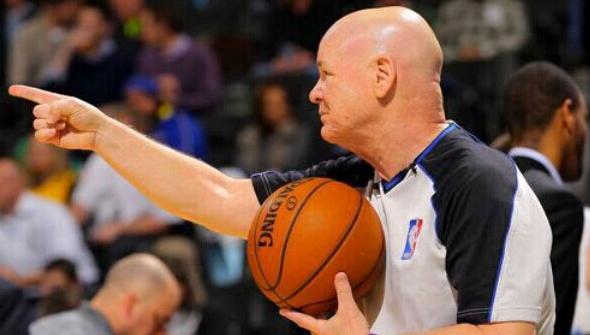 如何评价？小杨正负值全队第二，埃迪6失误赛季新高&6犯离场（赛后怎么看：小杨+／-全队第二，埃迪6失误创季新高并6犯毕业）