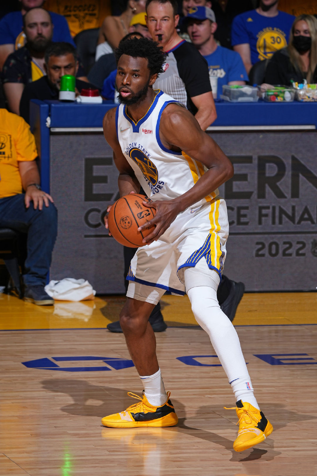 乱套，日本女排进世锦赛决赛！3-0欧洲劲旅，中国女排赢下排名赛（格局被打破！日本女排3-0横扫欧洲强敌闯进世锦赛决赛，中国女排收获排位赛胜利）