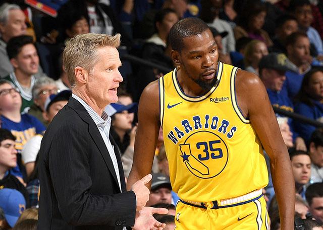 罗马诺：弗拉霍维奇与尤文谈续约无任何进展，拜仁也暂停追求（罗马诺：尤文与弗拉霍维奇续约谈判停滞，拜仁暂缓追逐）